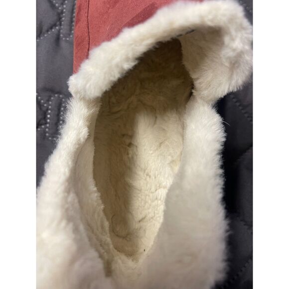 Vionic Women’s Sinclair Faux Fur Slipper Boots Sz 8.5- Cozy Indoor Shoes- Syrah - Picture 10 of 13